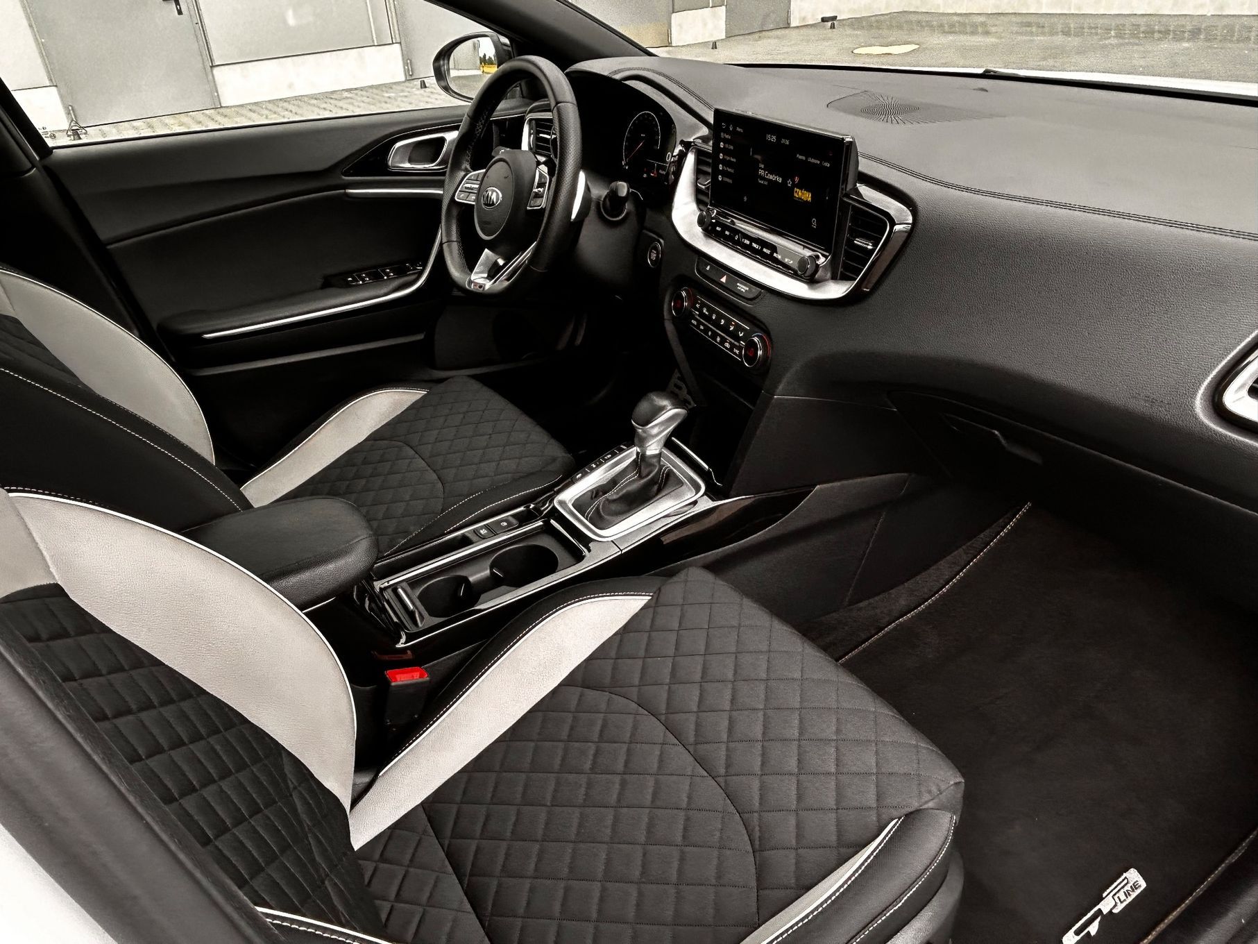Kia ProCeed GT LINE Automat BOGATA opcja Biała Perła
