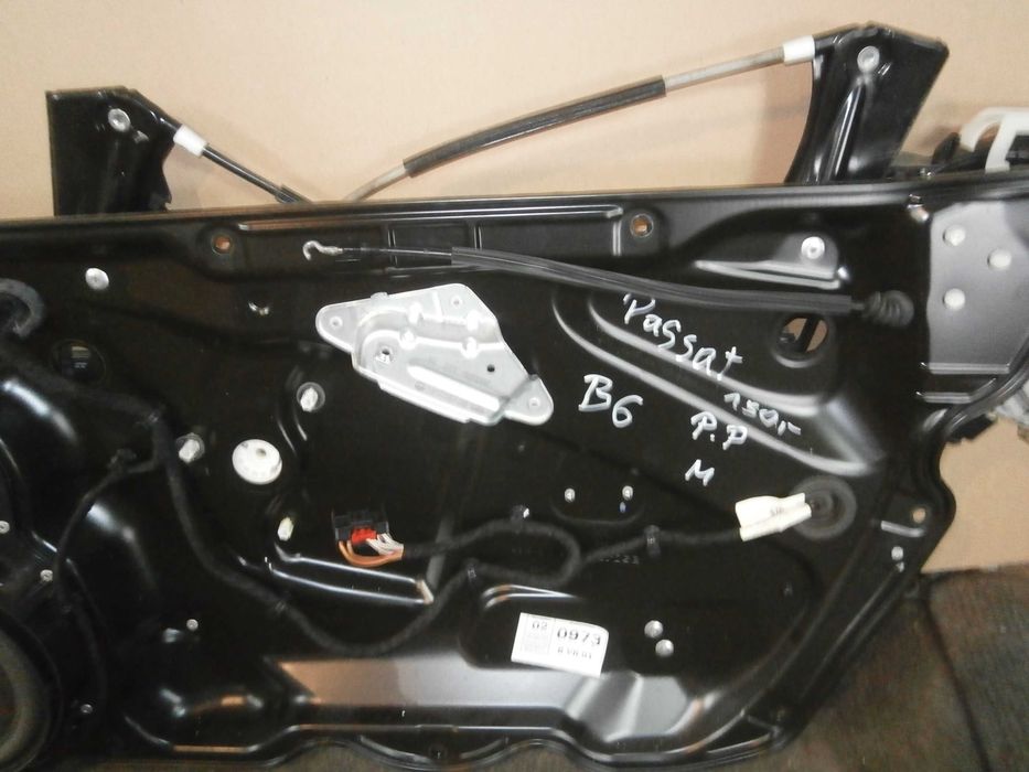 vw passat B6 mechanizm podnośnik szyby prawej przedniej