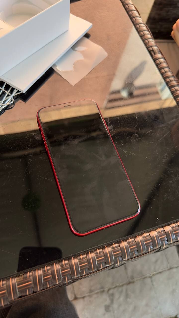 Iphone XR 64гб в хорошому стані