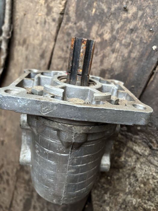 Масляний насос НШ 50У-3