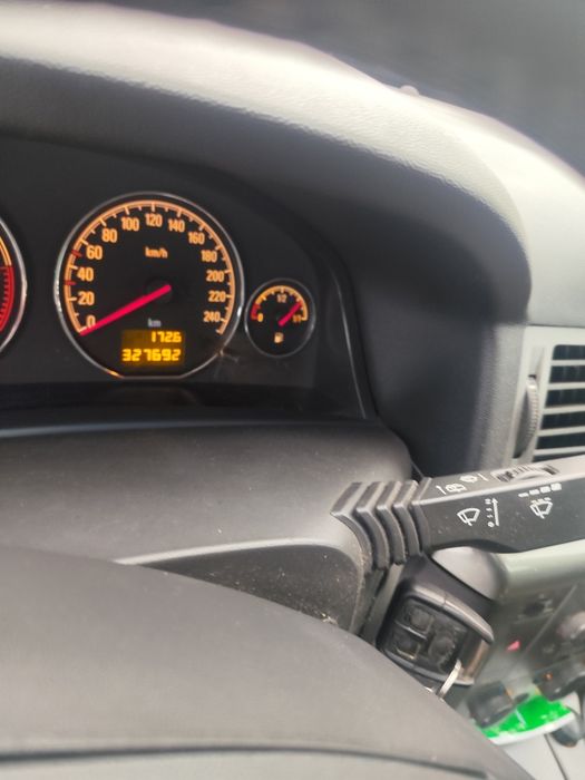 Opel signum 1.9cdti 150KM 2005r