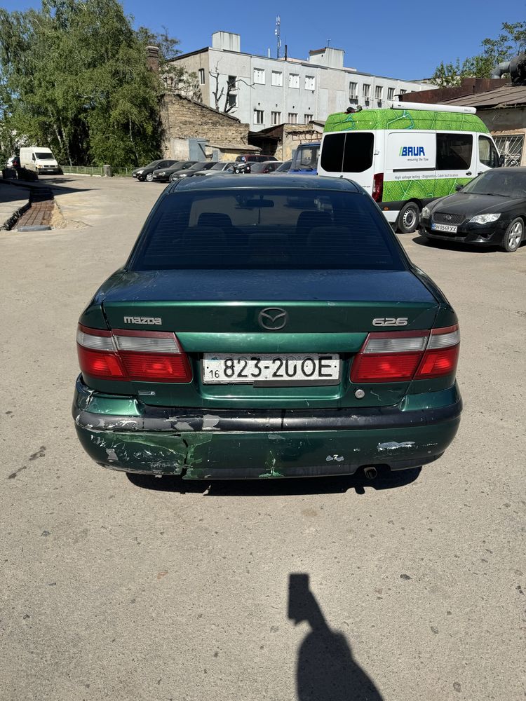 Mazda 626 GF 1998 год 2л Газ-Бензин