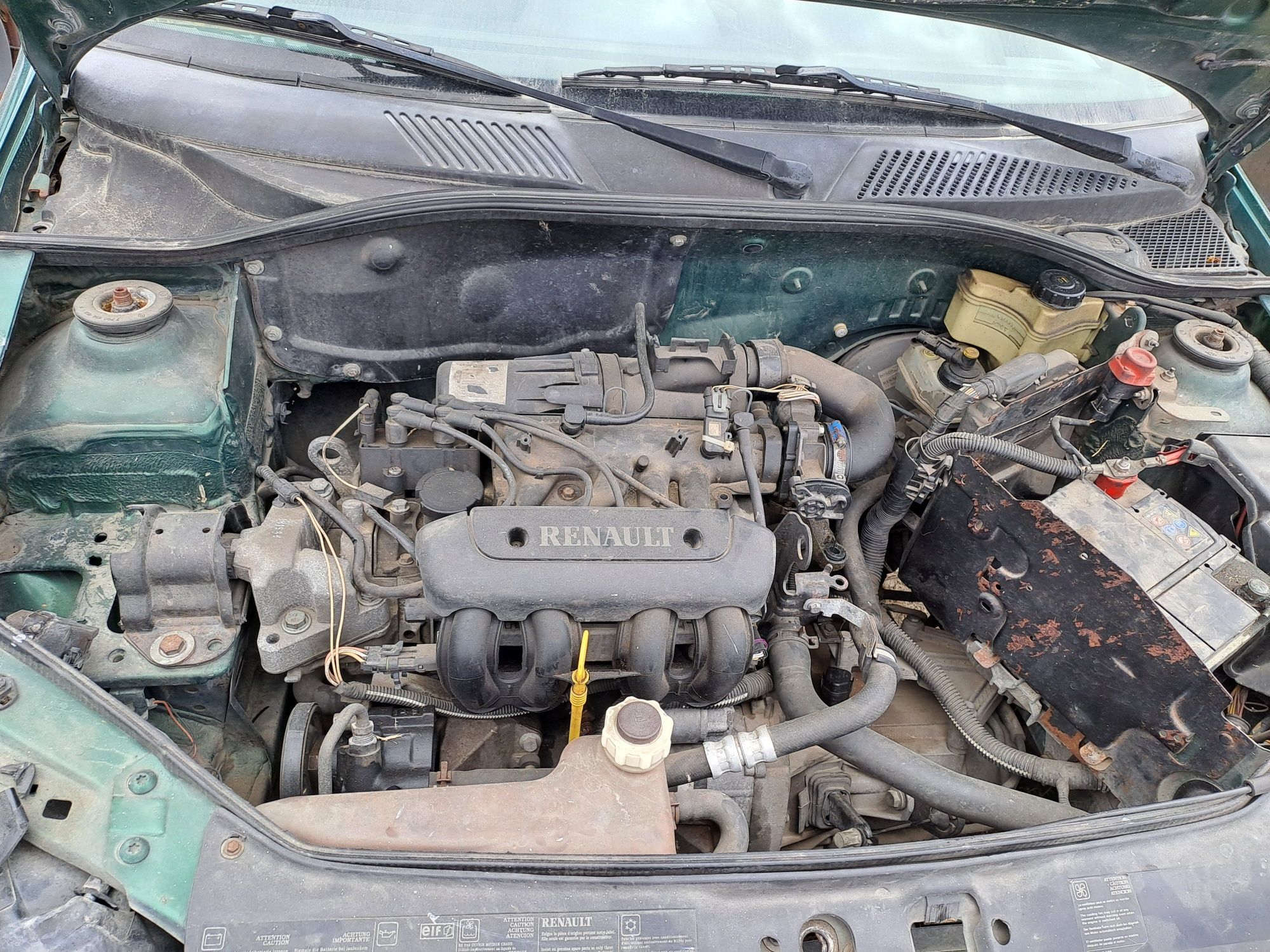 Ret clio  2001 muito  conservado