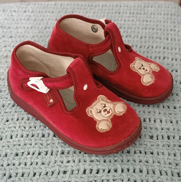 Тапки капці тапочки в садок мокасини