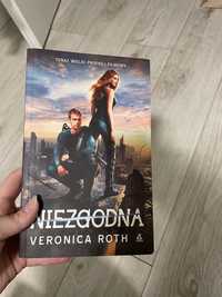 Książka dla młodzieży Niezgodna Veronica Roth