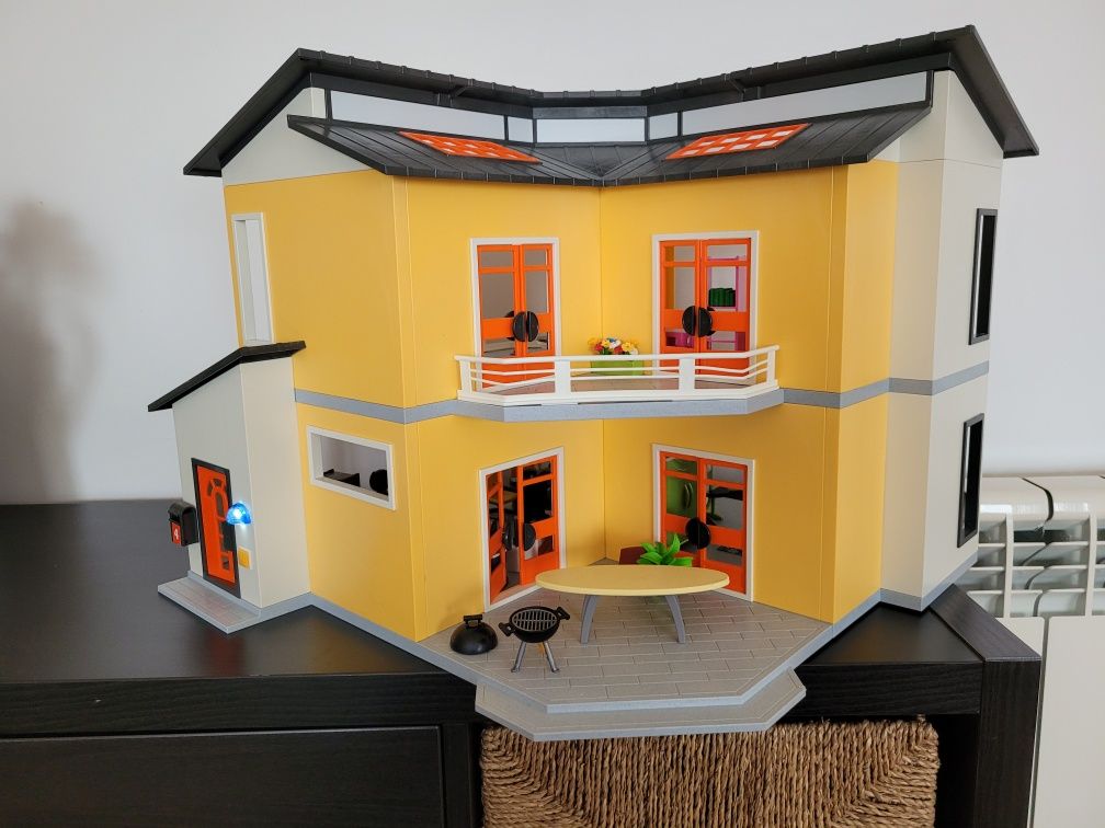 Casa Moderna Playmobil Ref. 9266.