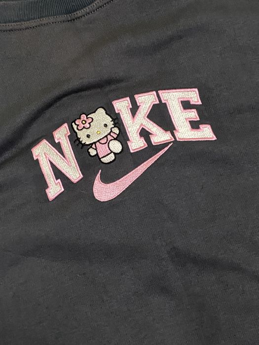 світшот  nike hello kitty