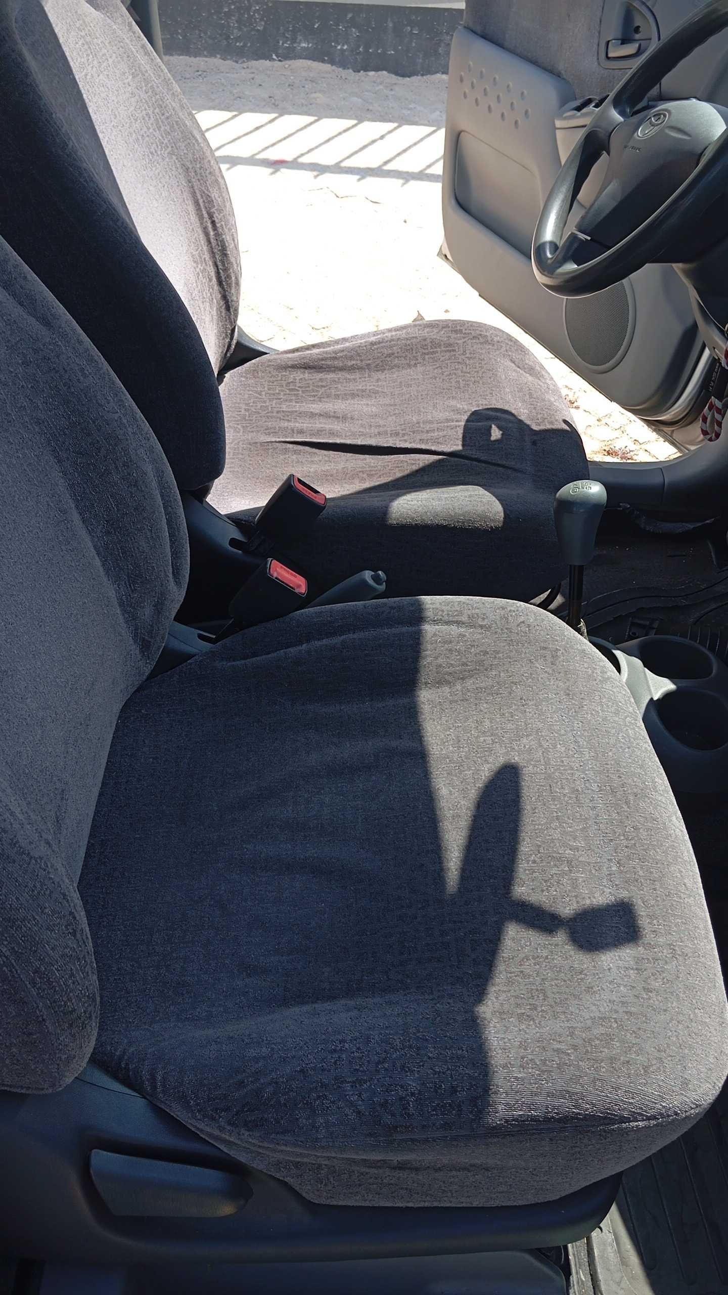Toyota Yaris verso em ótimo estado