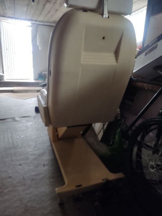 Косметичне крісло продаж або оренда