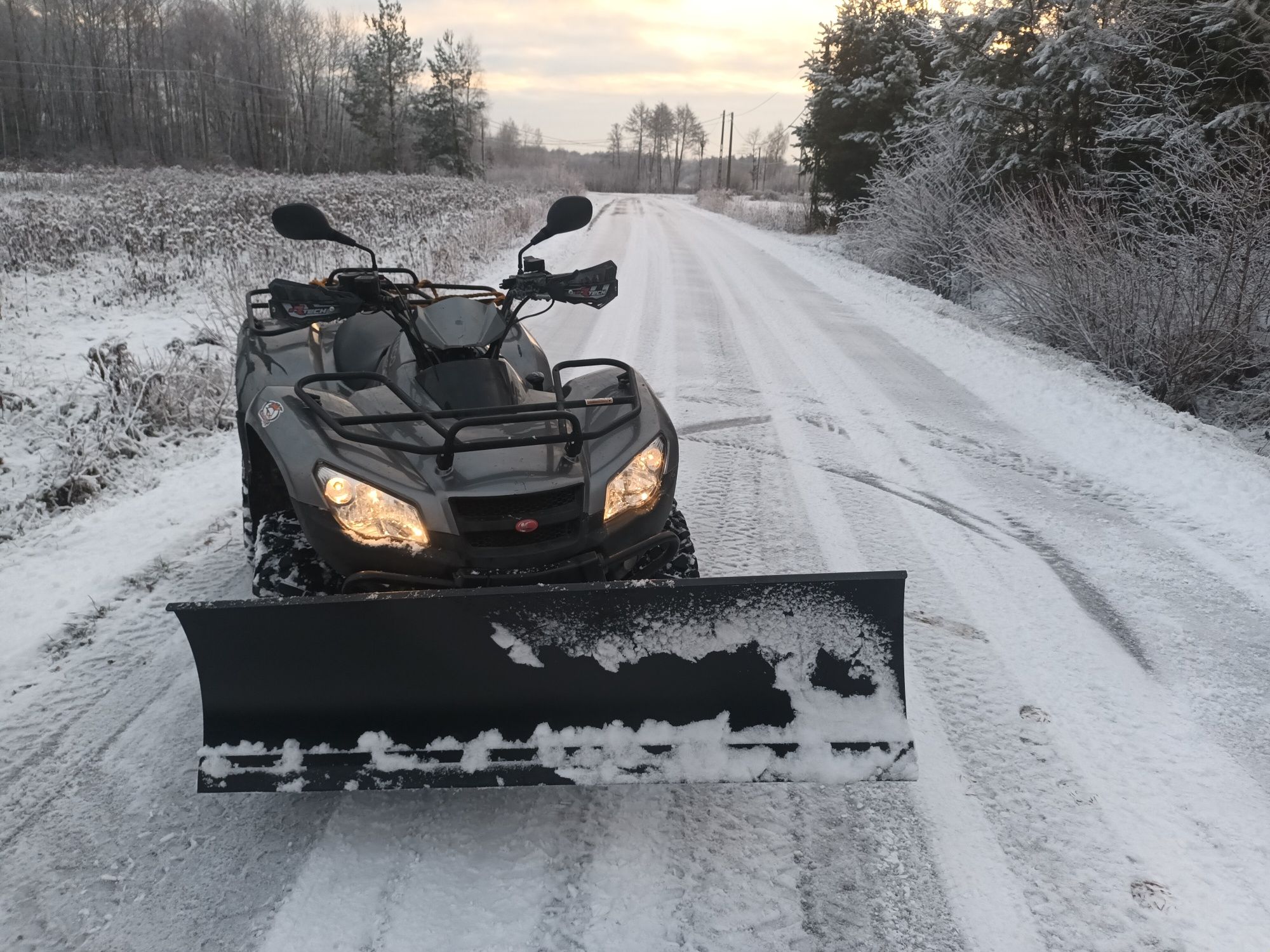 Kymco mxu 465 pług hak wyciagarka