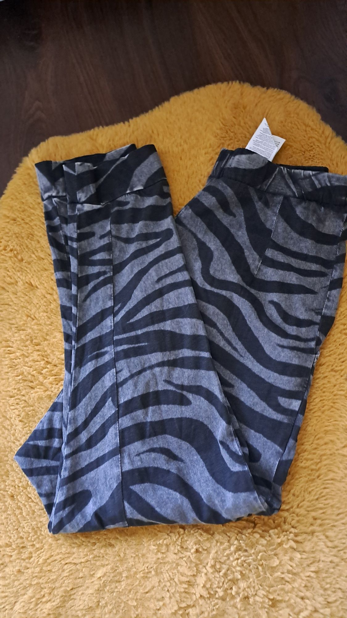 Spodnie haremki alladynki s uni divers zebra nowe