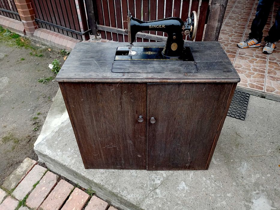 SINGER ANTYK UNIKAT Maszyna do szycia mebel, szafka