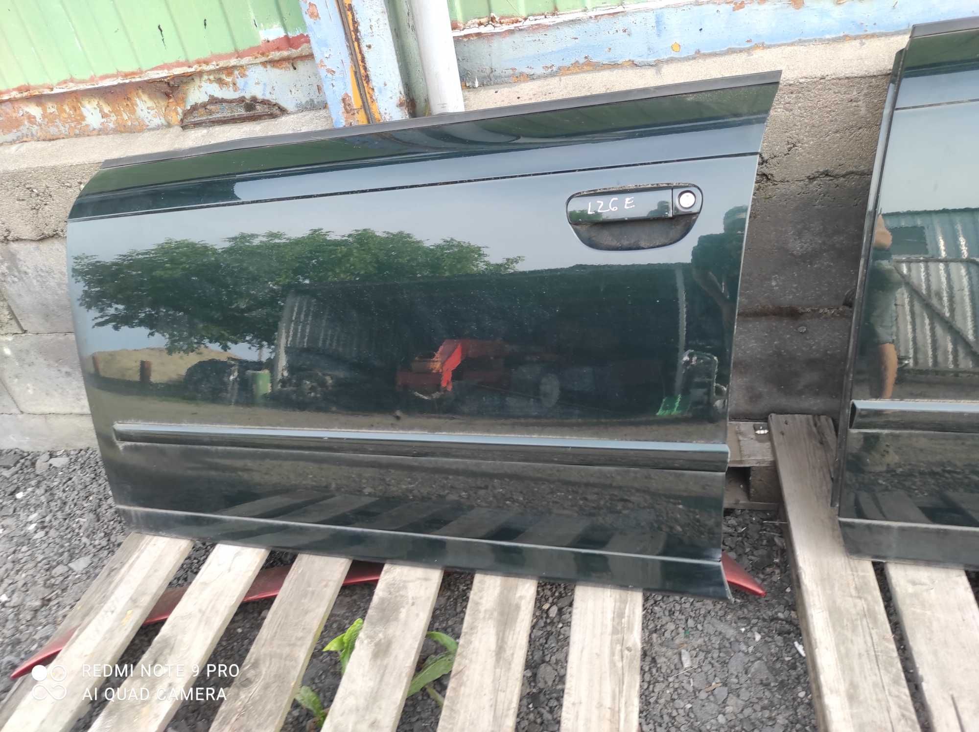 Audi a4 b7 LZ6E maska zderzak Xenon PDC lampy wzmocnienie drzwi
