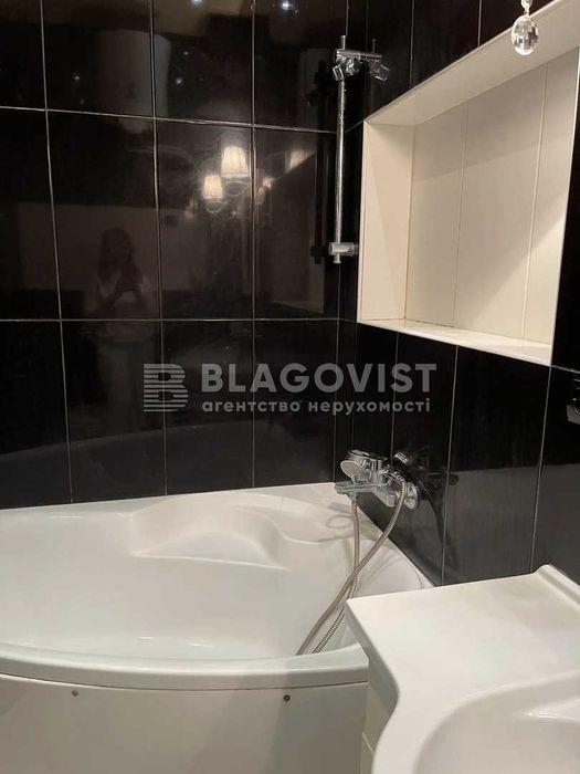 Антоновича Володимира (Горького), 37/13