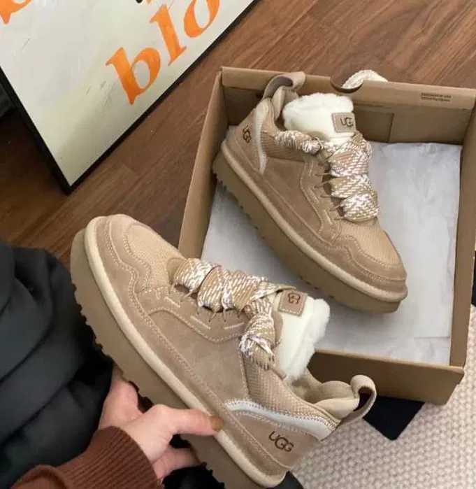 UGG_Lowmel_Sand_R.40