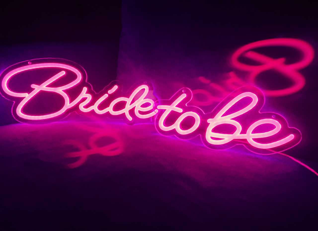Bride to be napis neon ledon Na skraju raju impreza wieczór panieński