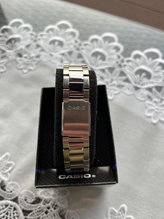 Nowy Zegarek Casio Tiffany