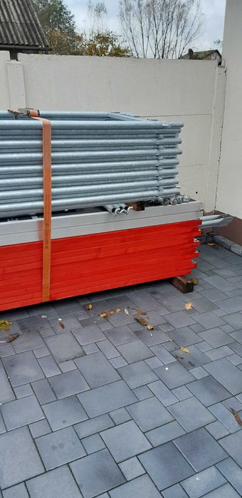 Siatki plandeki  rusztowania podesty trawersy komunikacje Plettac Rux