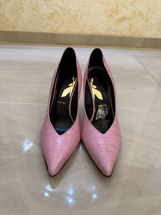 Patrizia Pepe, стильні гарні туфлі, зручні підбори