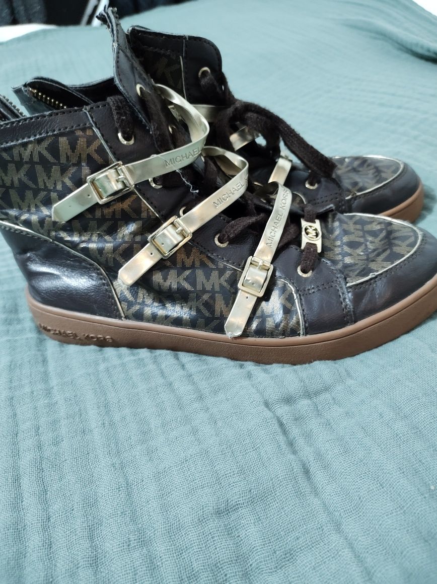 Michael Kors Hit!!