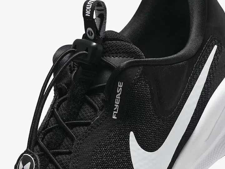 Оригінал! Кросівки Nike REVOLUTION 7 EASYON FQ4112-001 US 10.5