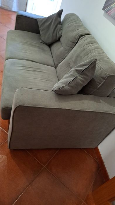 Sofá cama 2 lugares em bom estado