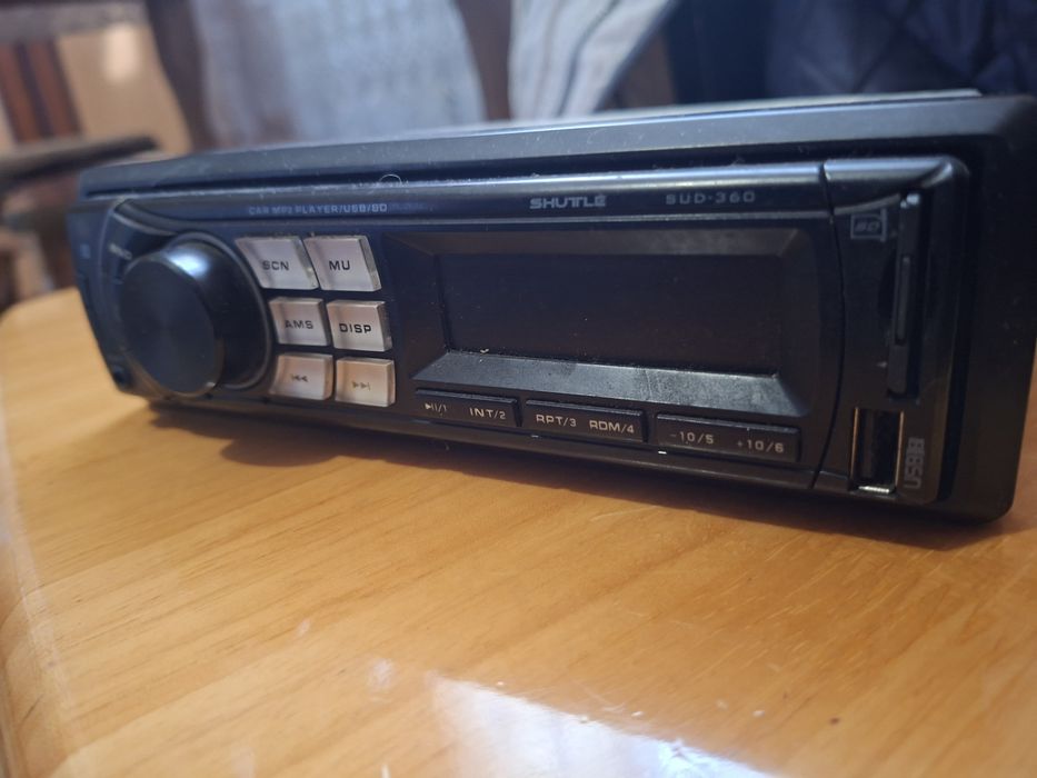 Автомагнітола робоча бу