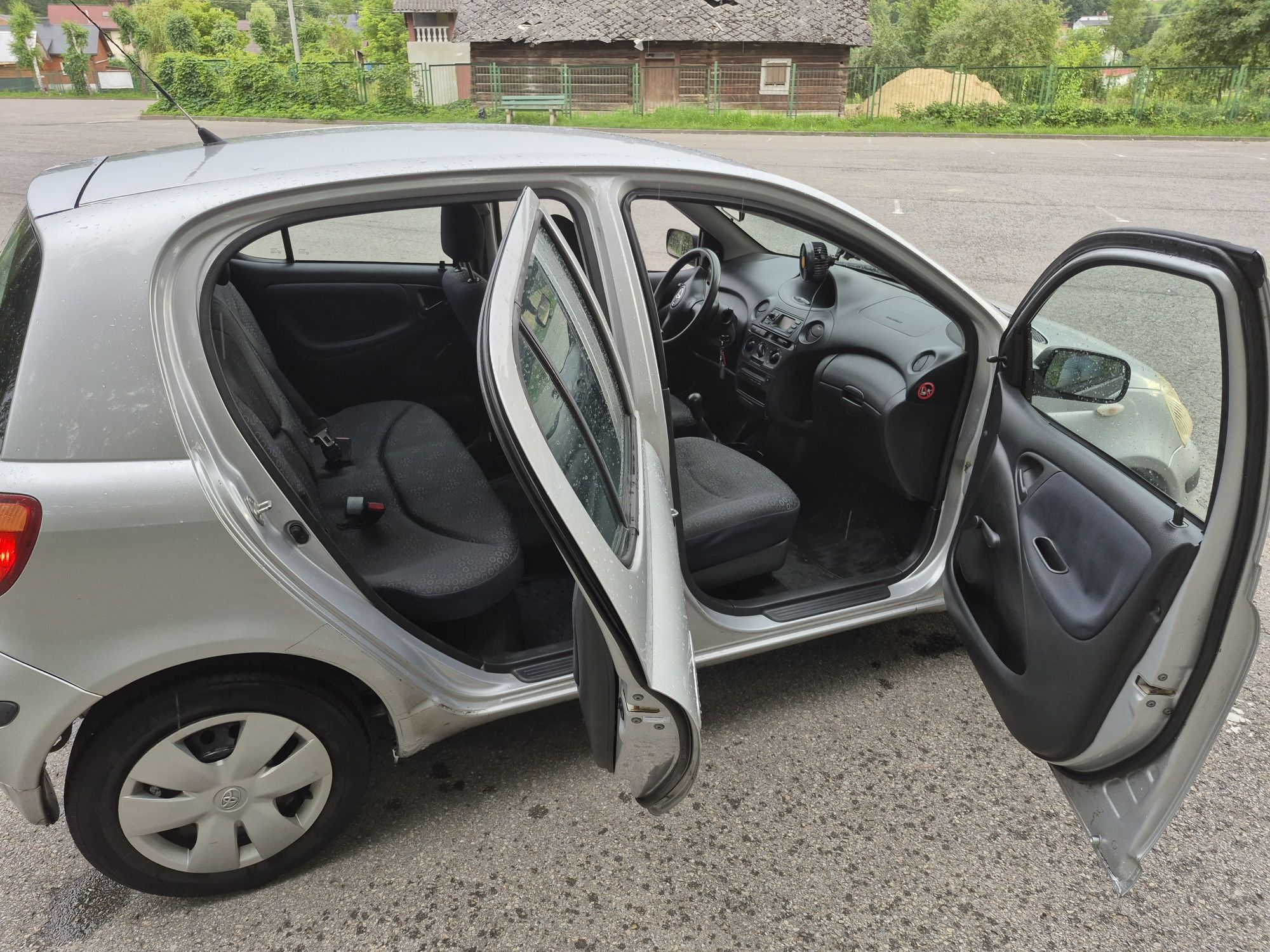 Toyota Yaris2003r. 1.0 LPG wspomaganie, centralny zamek