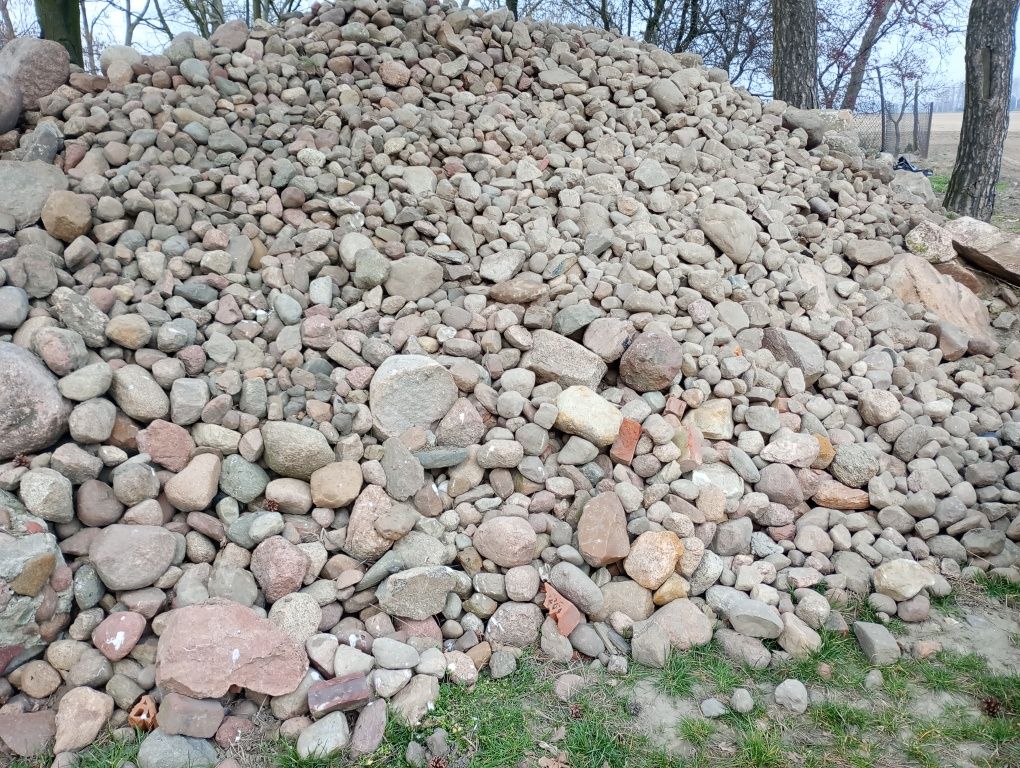 Kamień polny  czysty