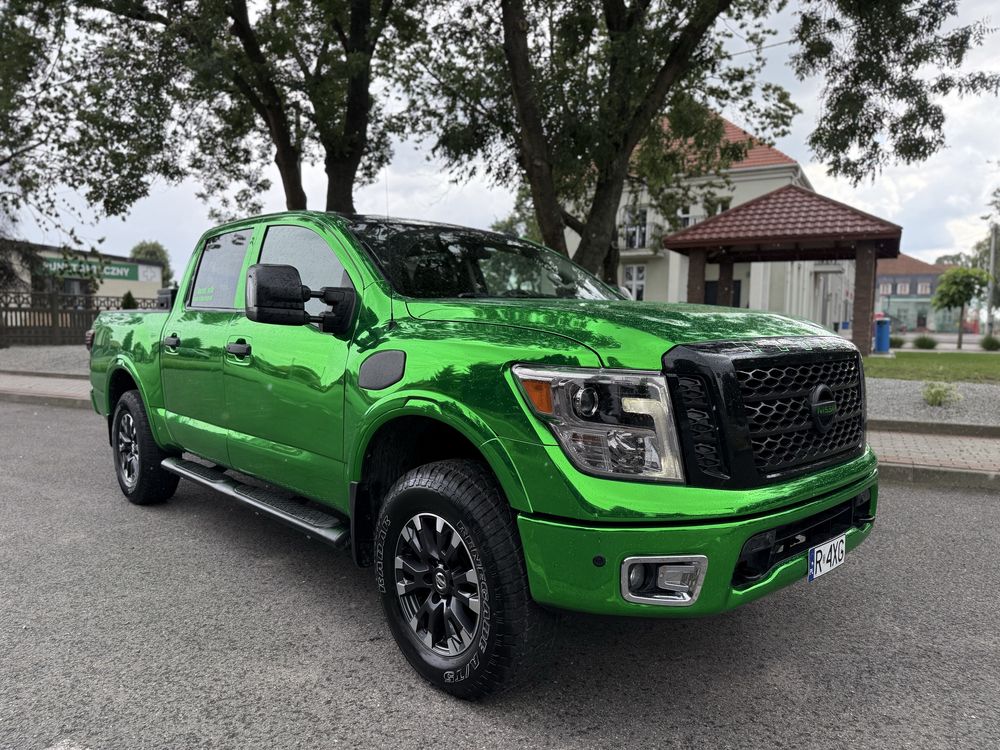 Nissan titan pro nowy gaz 4x4 sliczna bestia zamiana !