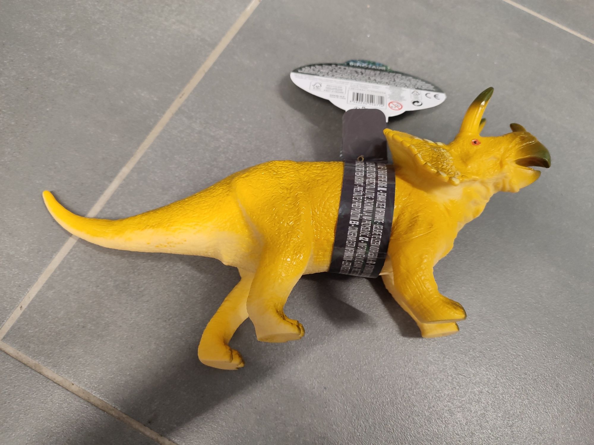Nowa zabawka dla dziecka Dinozaur Triceratops