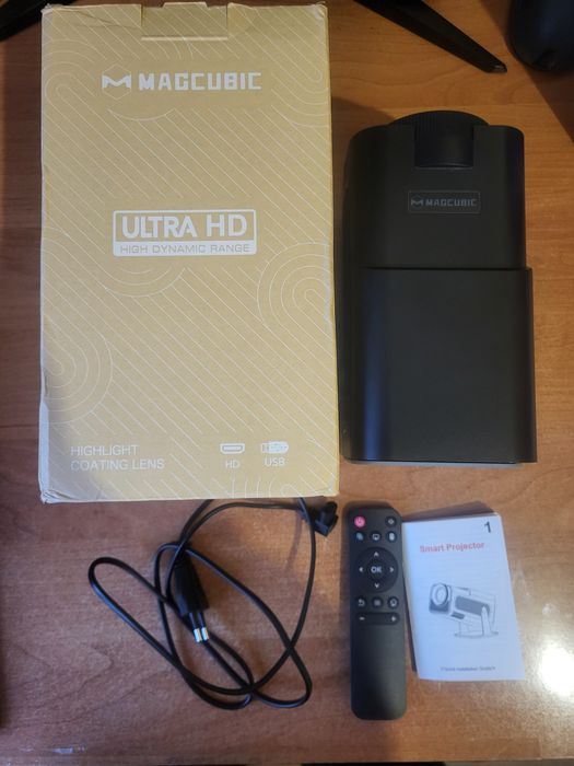 Projektor Magcubic HY320