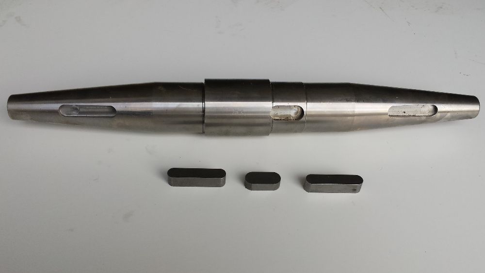 Pokrywa Dekiel boczy glebogryzarki Unia Grudziądz 15000/1017 Części