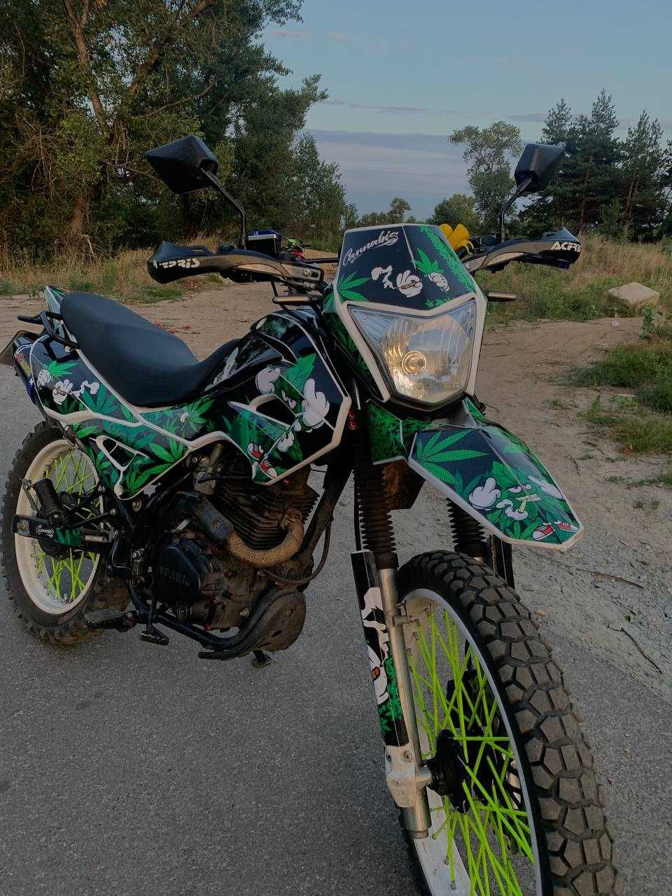 Продам мотоцикл spark sp150d1