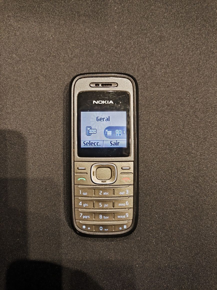 Nokia 1208 usado