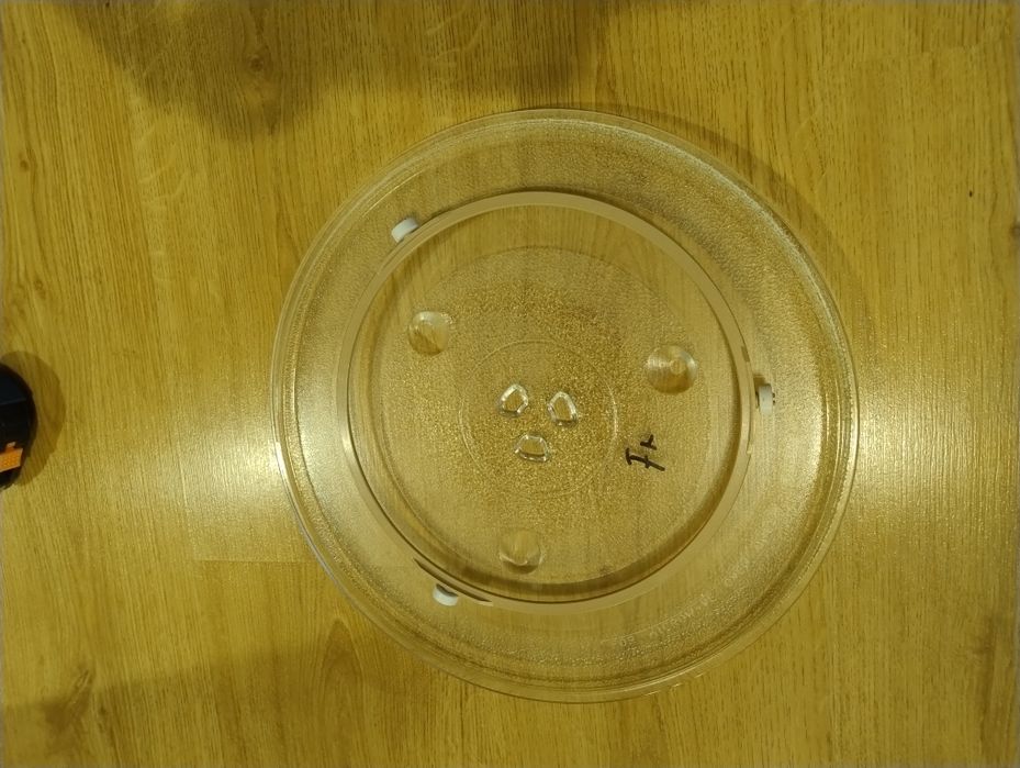 Talerz do kuchenki mikrofalowej IKEA nowy 31.5 cm