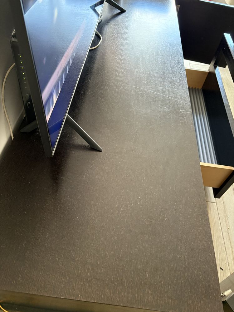 Móvel de Sala para TV – Preto, Design Moderno