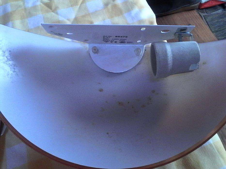 Candeeiros de parede antigos meia lua