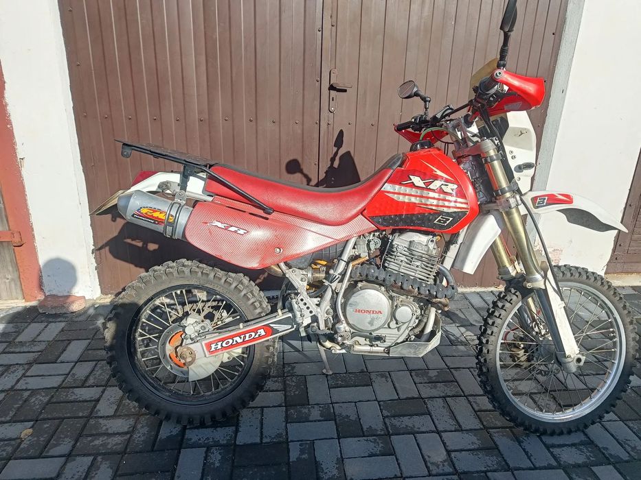 Honda XR Honda XR 650L Legendarna