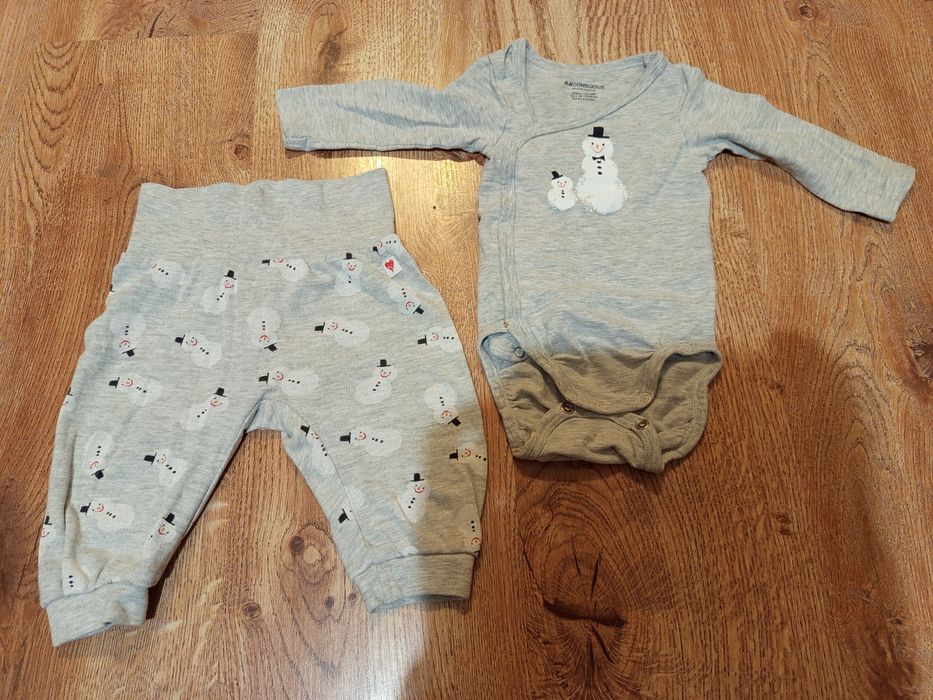 Zestaw niemowlęcy świateczny 62