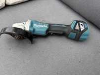 Makita DGA519 X-Lock
