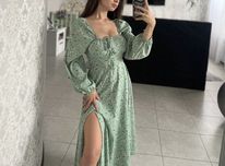 Сукня з розрізом