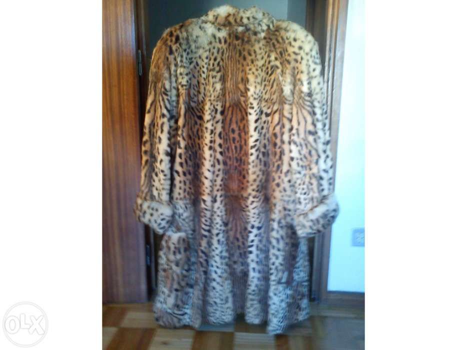 Casaco leopardo verdadeiro comprado em Paris como novo