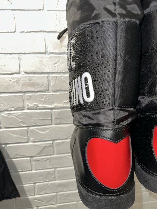 Угги, мюлі, Луноходы Love Moschino