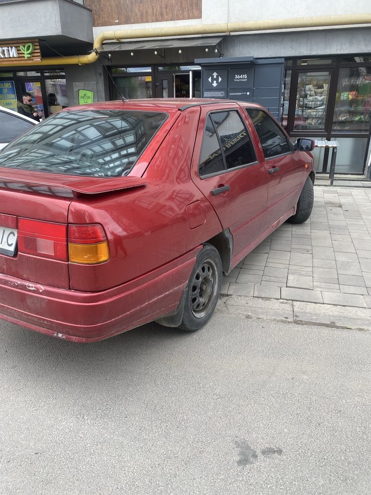 Продам сіат толедо