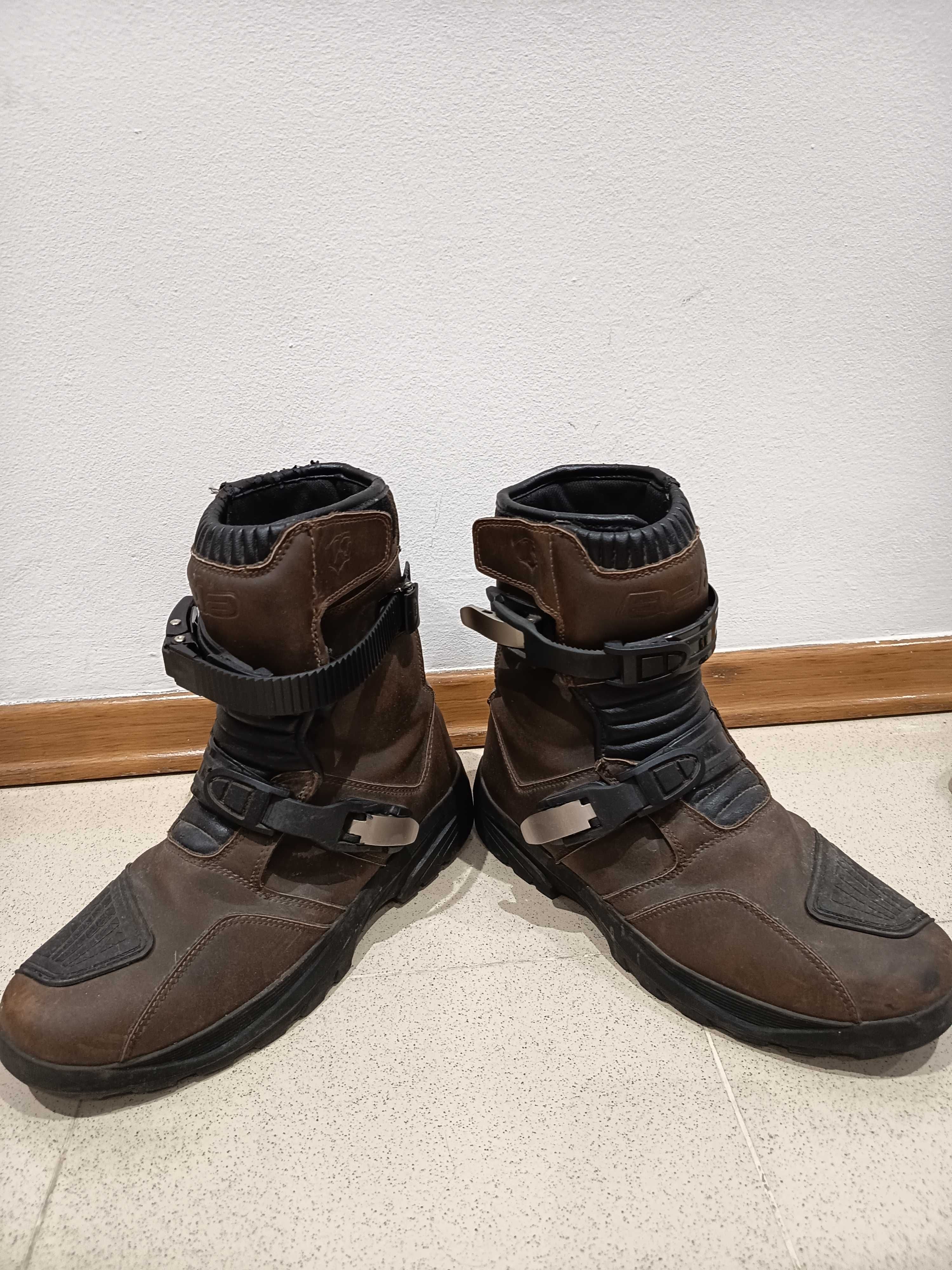Botas moto marca BELA