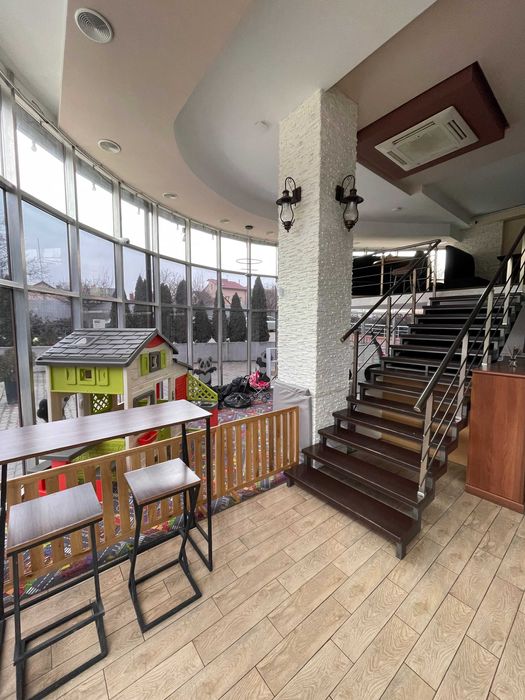 Продається під Клініку,Ресторан,ФАСАД, Євроремонт, 850 $ за квм