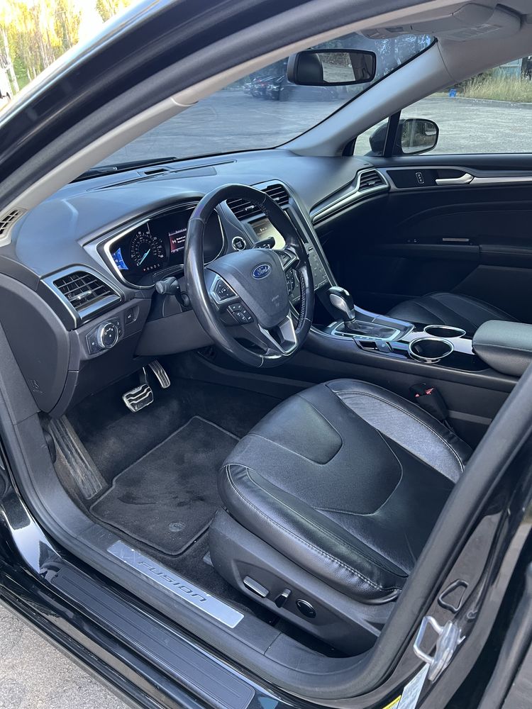 Ford Fusion TITANIUM 2013г