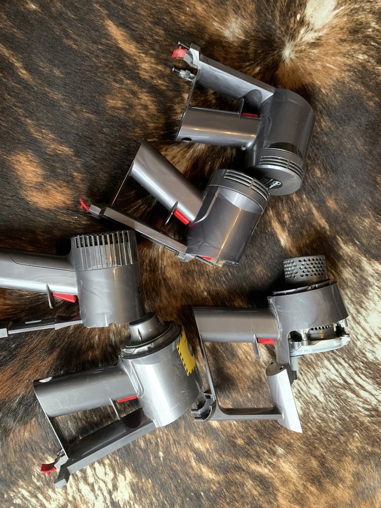 Пылесос аккумуляторный Dyson V6,V7,V8,V10