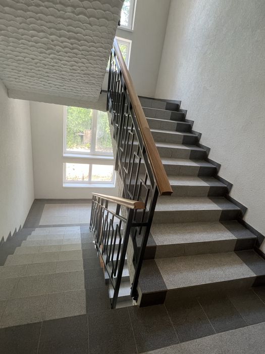 ‼️2кімнати+Кухня-СТУДІЯ27м2‼️,85м2+горище=730$/м2.Затишний квартал